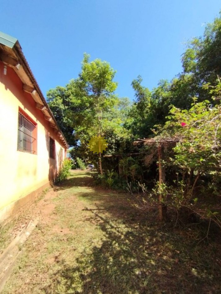 CASA DE 3 DORMITORIOS SOBRE GRAN LOTE. VILLA LANUS, POSADAS. MISIONES. VENTA.