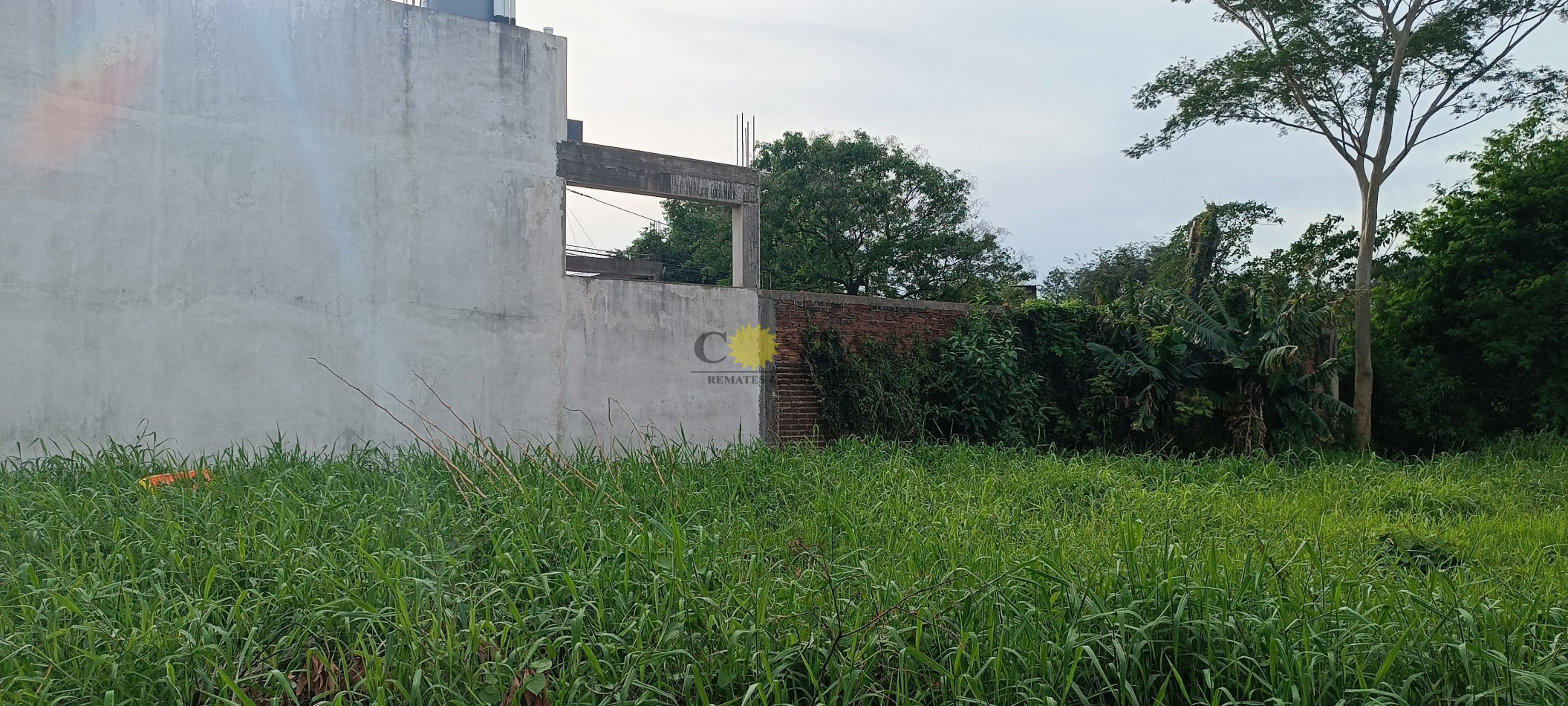 IMPORTANTE LOTE A 50 MTS. DE LOS CLUBES NAUTICOS DEL BRETE. 