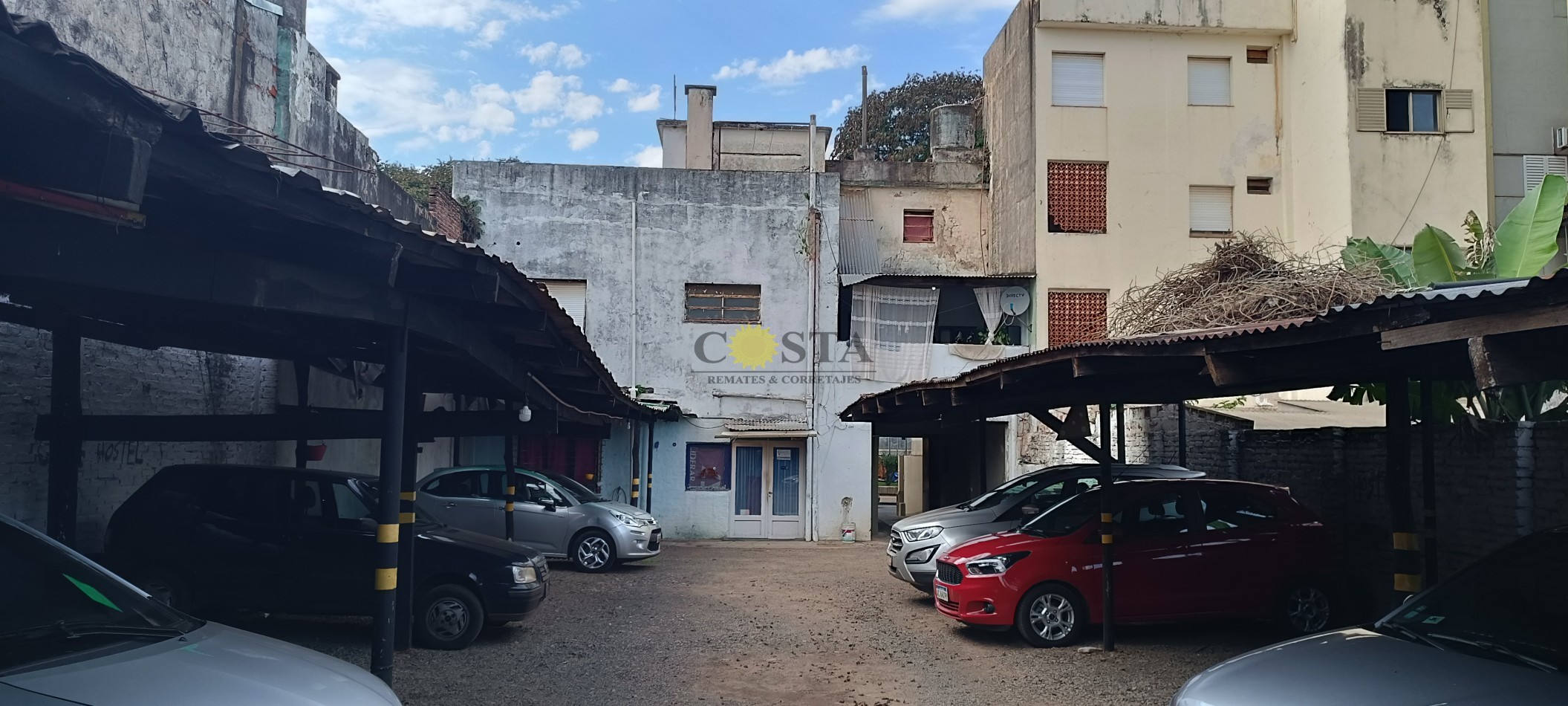 ANTIGUO CHALET A RECICLAR FRENTE A LA PLAZA SAN MARTIN. POSADAS, MISIONES. VENTA