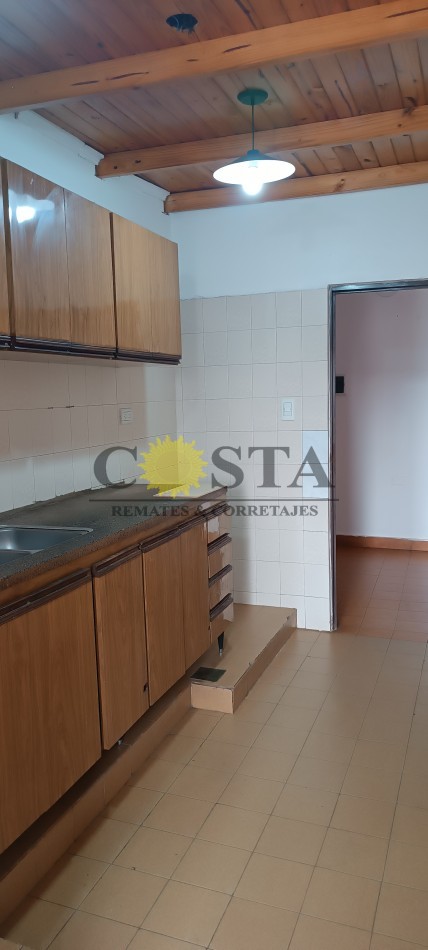 DEPARTAMENTO DE 2 DORMITORIOS S/AV. URUGUAY. POSADAS MISIONES ALQUILER