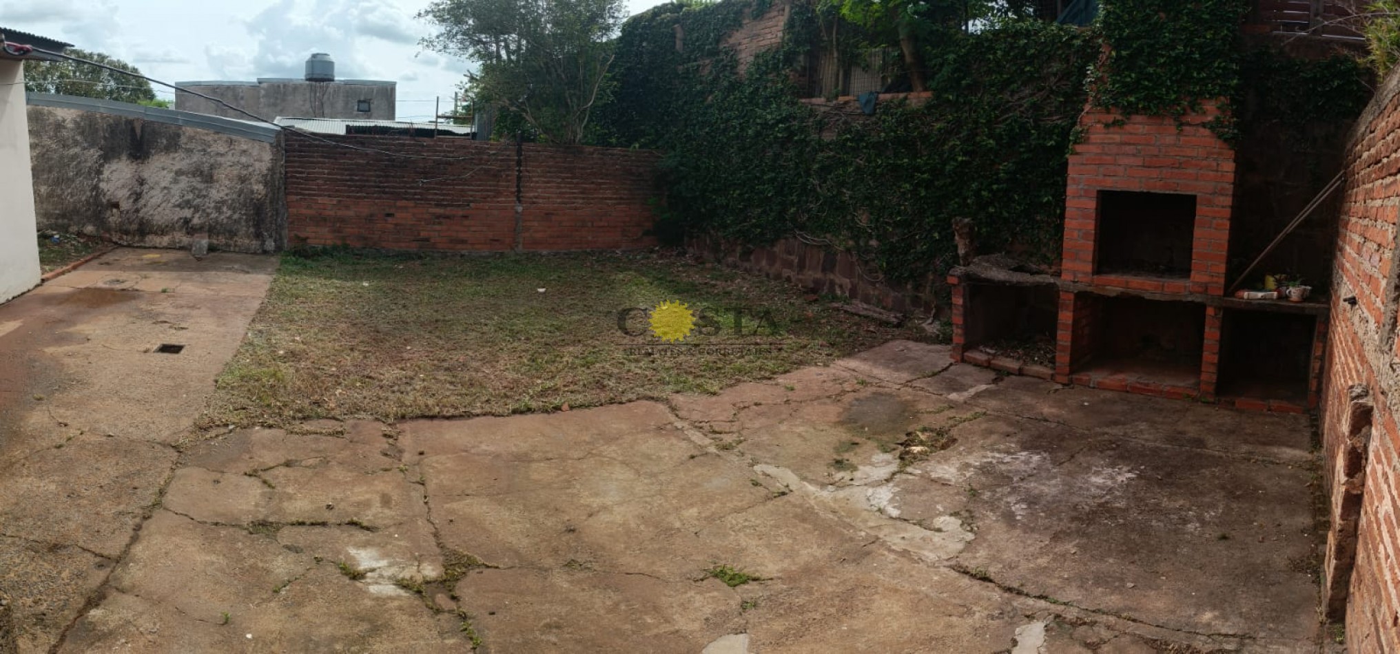 CASA DE 3 DORMITORIOS Y COCHERA EN CHACRA 144. ALQUILER. POSADAS, MISIONES.