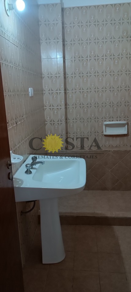 DEPARTAMENTO EN MICROCENTRO, 2 DORM. S/COCHERA. VENTA. POSADAS, MISIONES