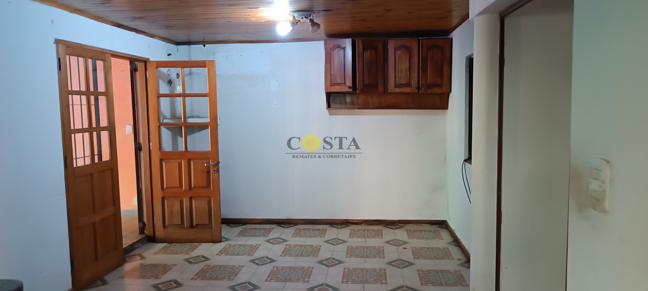 CASA A RECICLAR EN ZONA DE AV. LAVALLE Y CABRED. POSADAS, MISIONES. VENTA