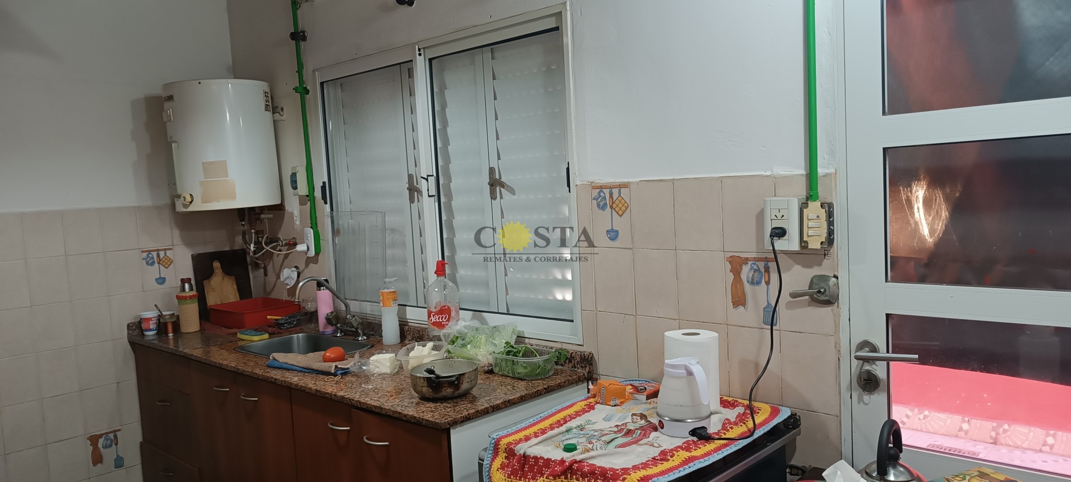 CASA DE 3 DORMITORIOS Z/AVILA Y ANTONIO LLAMAS. POSADAS. MISIONES. VENTA.