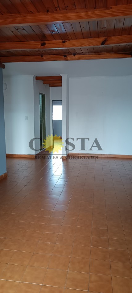 DEPARTAMENTO DE 2 DORMITORIOS S/AV. URUGUAY. POSADAS MISIONES VENTA