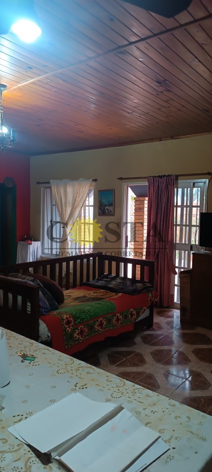 AMPLIA CASA DE 3 DORMITORIOS, EN BARRIO 1° DE MAYO. POSADAS, MISIONES. VENTA.