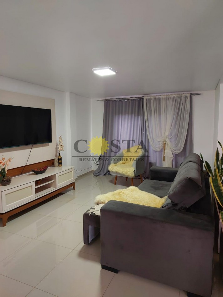 BELLO CHALET DE 3 DORMITORIOS, EN JARDIN AMERICA. MISIONES