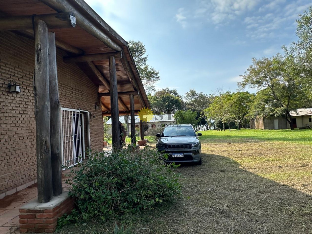 BELLA CABAÑA DE 2 DORMITORIOS Y COCHERA + OTRO LOTE. SANTA TECLA. CORRIENTES