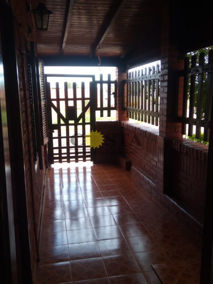 DUPLEX AMPLIADO, DE 3 DORMITORIOS EN ESQUINA. POSADAS. MISIONES. VENTA.