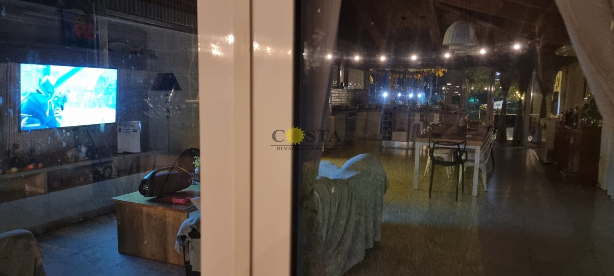 EXCLUSIVO CHALET EN RINCON SANTA MARIA, ITUZAINGO, CORRIENTES.