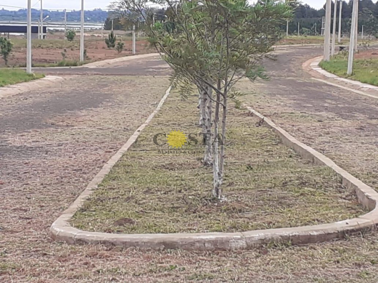 LOTE EN ESQUINA EN COUNTRY LA CANDELARIA. VENTA. CANDELARIA. MISIONES