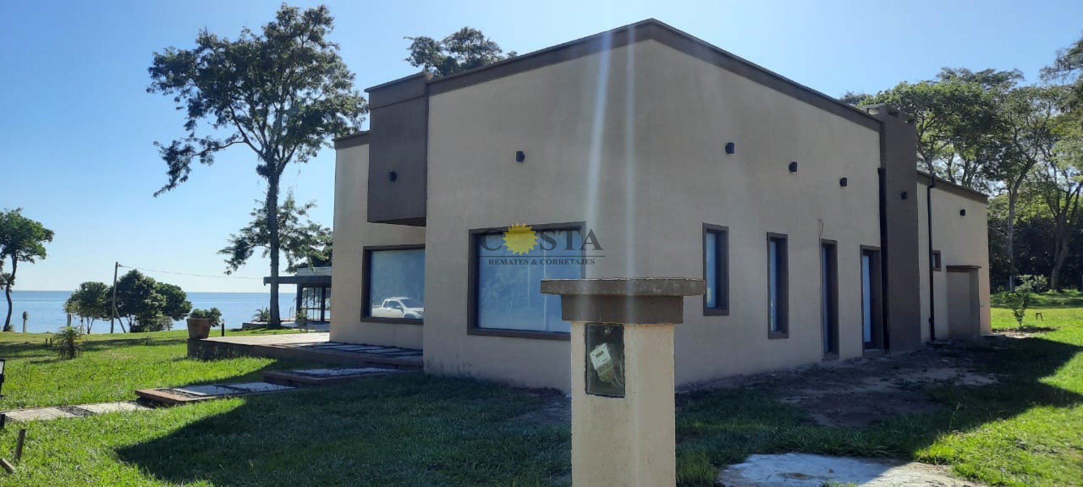 MAGNIFICA CASA A 50 MTS. DE PLAYA. VENTA. SANTA TECLA. ITUZAINGO. CORRIENTES