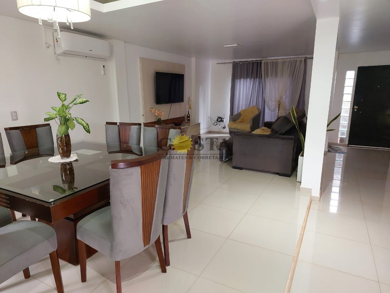 BELLO CHALET DE 3 DORMITORIOS, EN JARDIN AMERICA. MISIONES