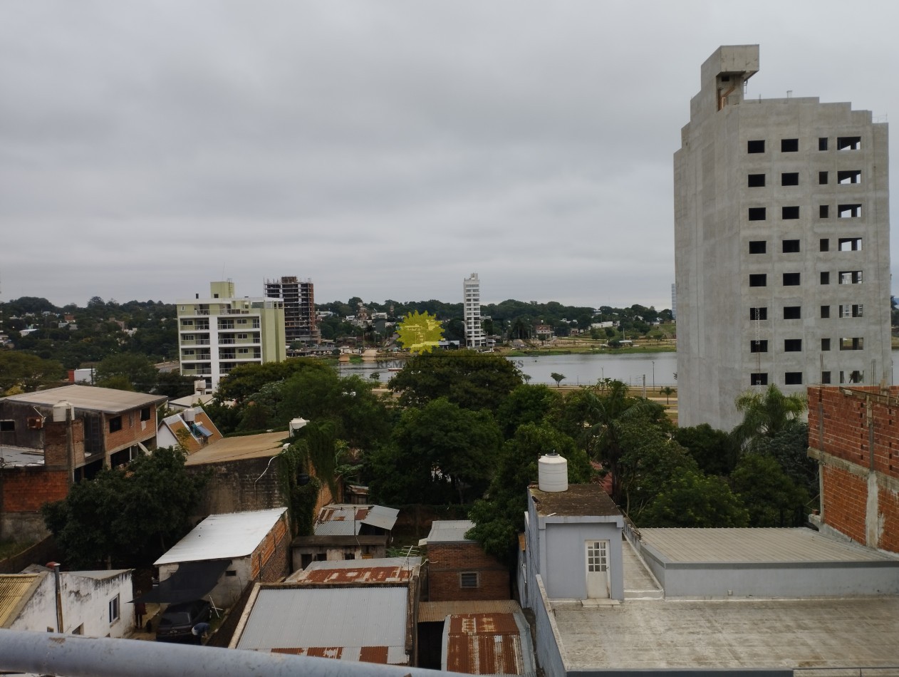 EDIFICIO DE  6 DEPARTAMENTOS Z/COSTANERA EL BRETE. POSADAS MISIONES VENTA