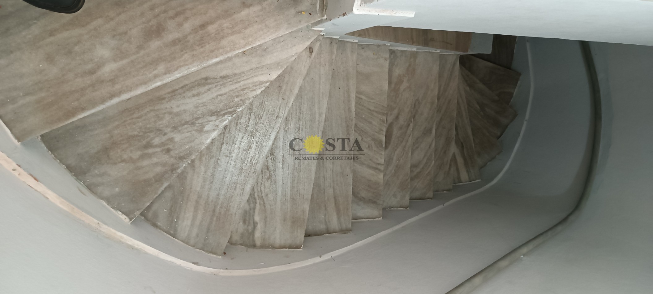 ANTIGUO CHALET A RECICLAR FRENTE A LA PLAZA SAN MARTIN. POSADAS, MISIONES. VENTA