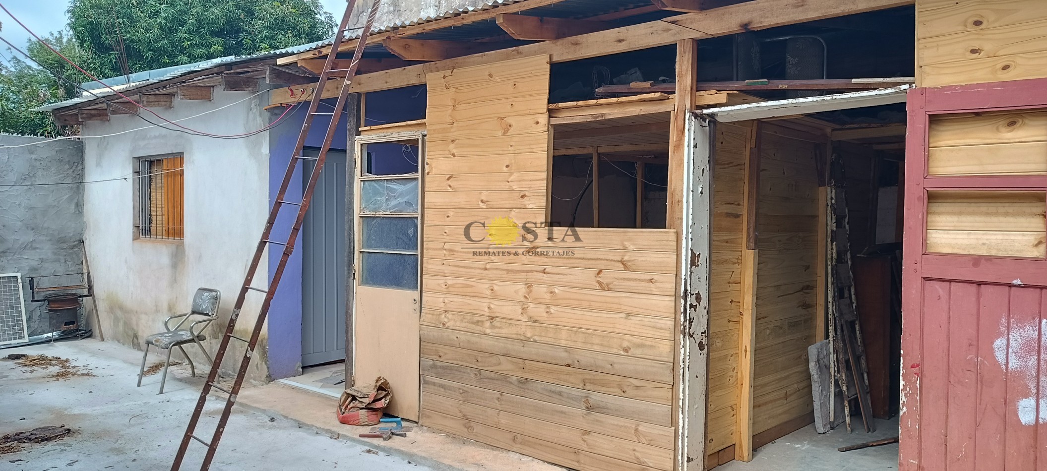 CASA DE 3 DORMITORIOS S/AV.  LAS HERAS C/LOPEZ Y PLANES. POSADAS MISIONES VENTA