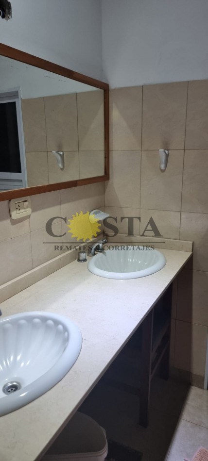 EXCLUSIVO CHALET EN RINCON SANTA MARIA, ITUZAINGO, CORRIENTES.