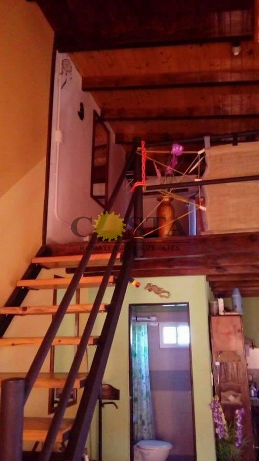 CABAÑA EN 2 PLANTAS. B° PORTAL DEL SOL. ITUZAINGO. CORRIENTES. VENTA. 