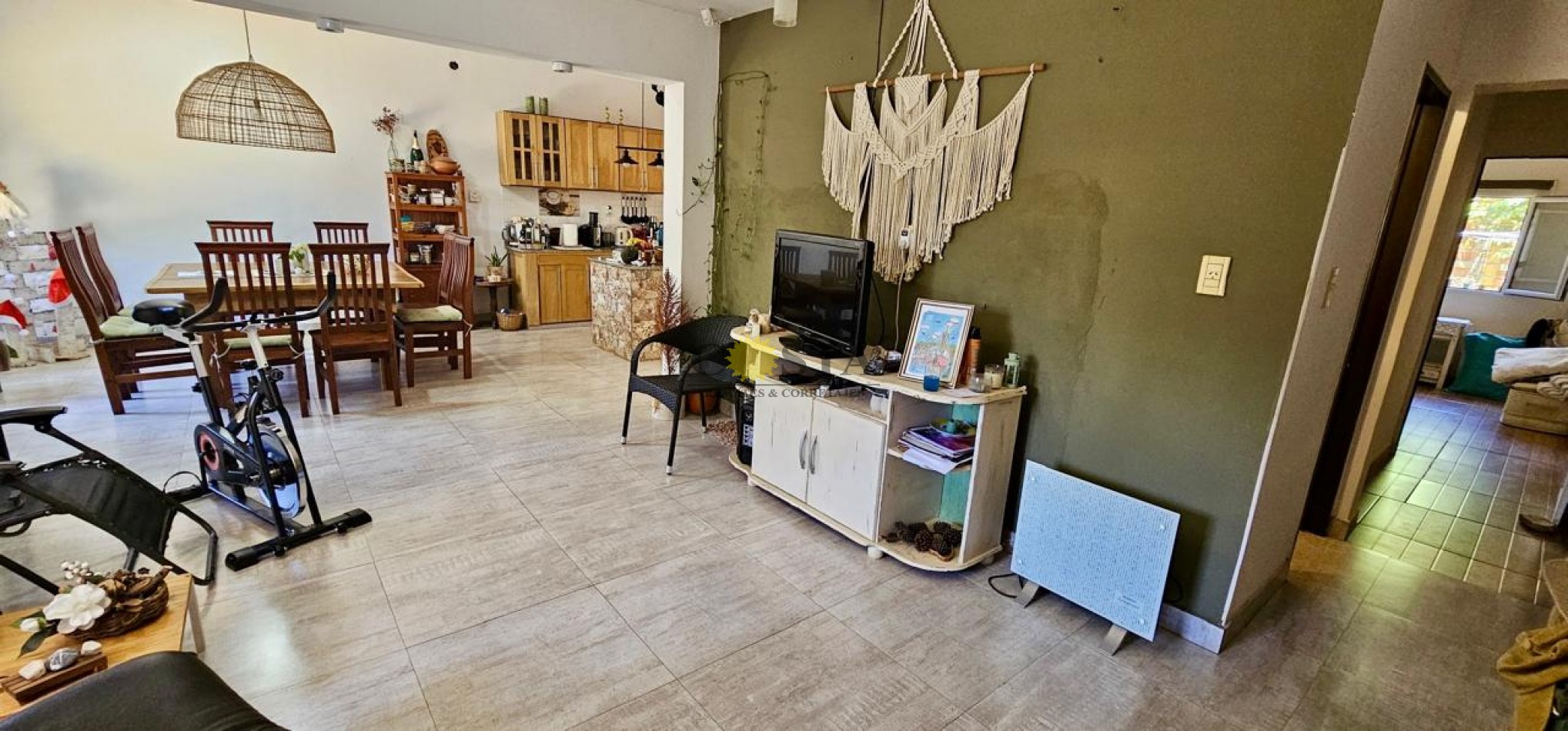 IMPECABLE CASA DE 3 DORMITORIOS EN B° BICENTENARIO. POSADAS. MISIONES