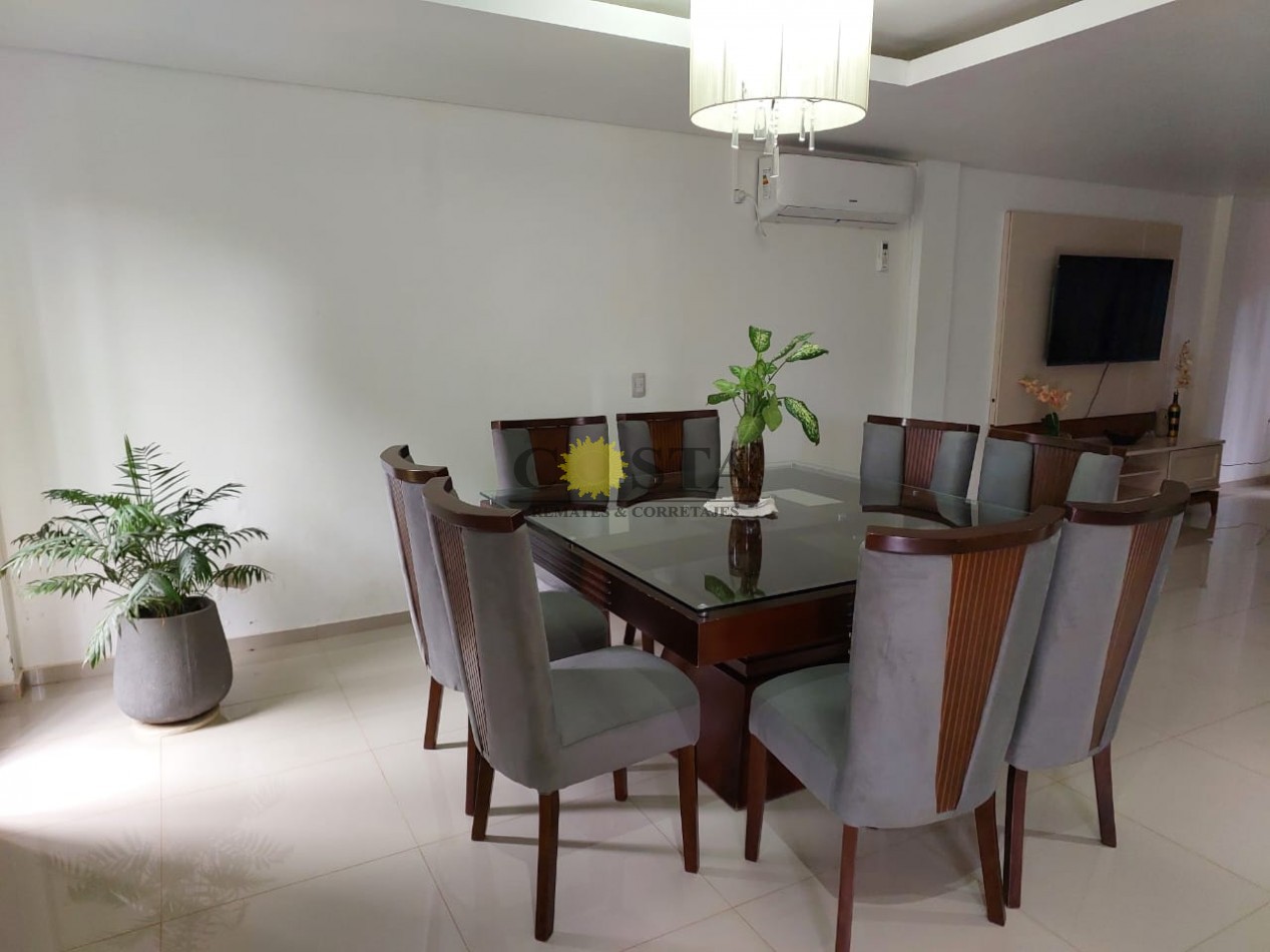 BELLO CHALET DE 3 DORMITORIOS, EN JARDIN AMERICA. MISIONES