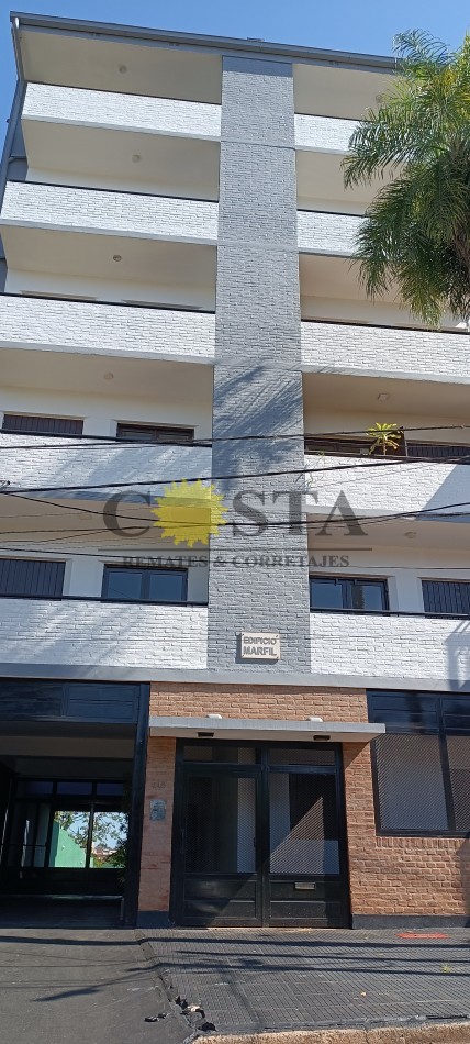 EDIFICIO DE 22 DEPARTAMENTOS A 1 CUADRA DEL CENTRO. POSADAS. MISIONES. VENTA. 