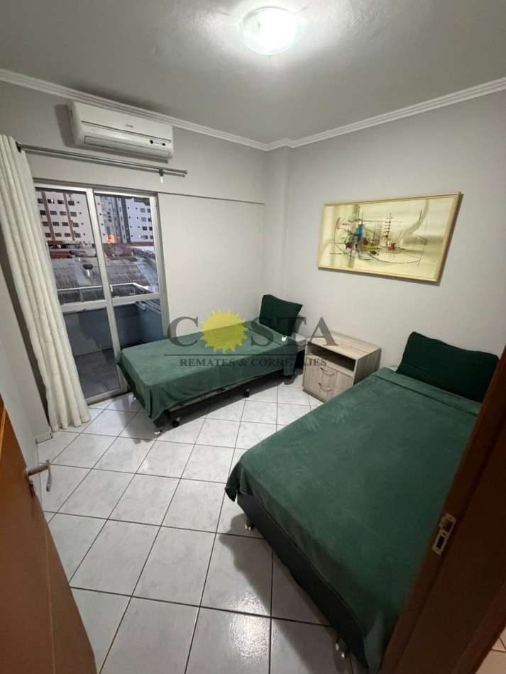 HERMOSO DEPARTAMENTO DE 3 DORMITORIOS Y COCHERA. PLAYA DE ITAPEMA, SANTA CATARINA, BRASIL