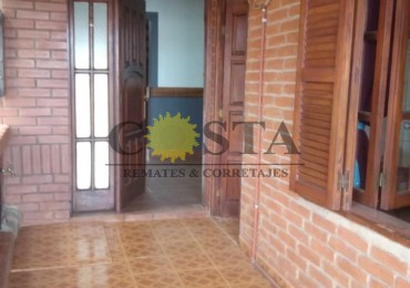 DUPLEX AMPLIADO, DE 3 DORMITORIOS EN ESQUINA. POSADAS. MISIONES. VENTA. 