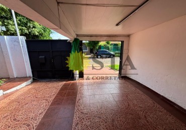CASA DE 3 DORMITORIOS Y COCHERA EN BARRIO JUDICIAL, POSADAS, MISIONES. 